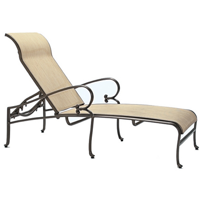 Tropitone celebrates the outdoor room and dresses it in style.