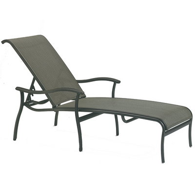 Tropitone celebrates the outdoor room and dresses it in style.
