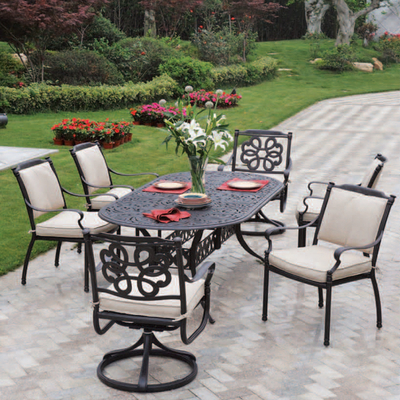 Relax in Comfort and Style and Enjoy Your Outdoor Living Area
