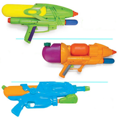 Great Fun All Summer Long with the Dine 'N' Catch Fish Game by Poolmaster!